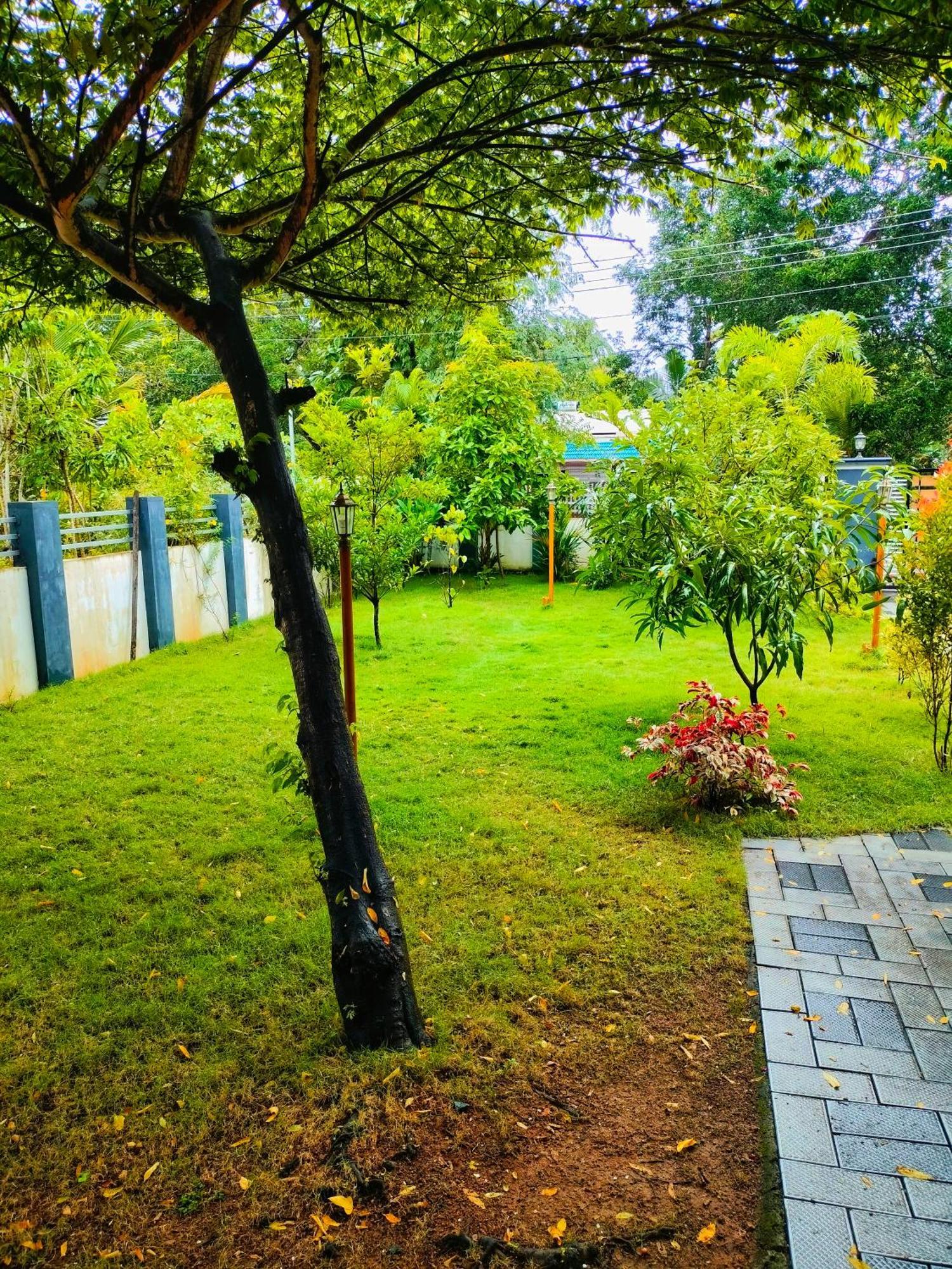 Telma Beach Homestay Марарикулам Экстерьер фото